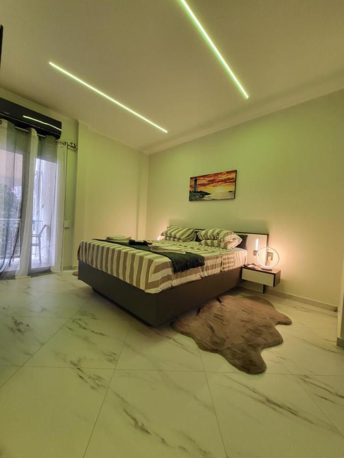 Romantic Deluxe Svite Wise Jacuzzi And Sauna Athènes Extérieur photo