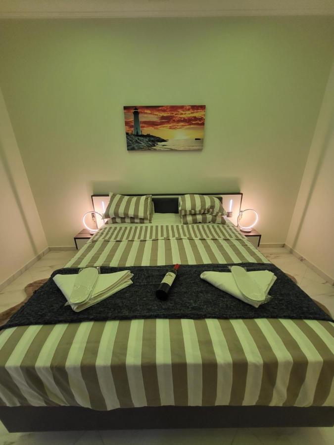 Romantic Deluxe Svite Wise Jacuzzi And Sauna Athènes Extérieur photo