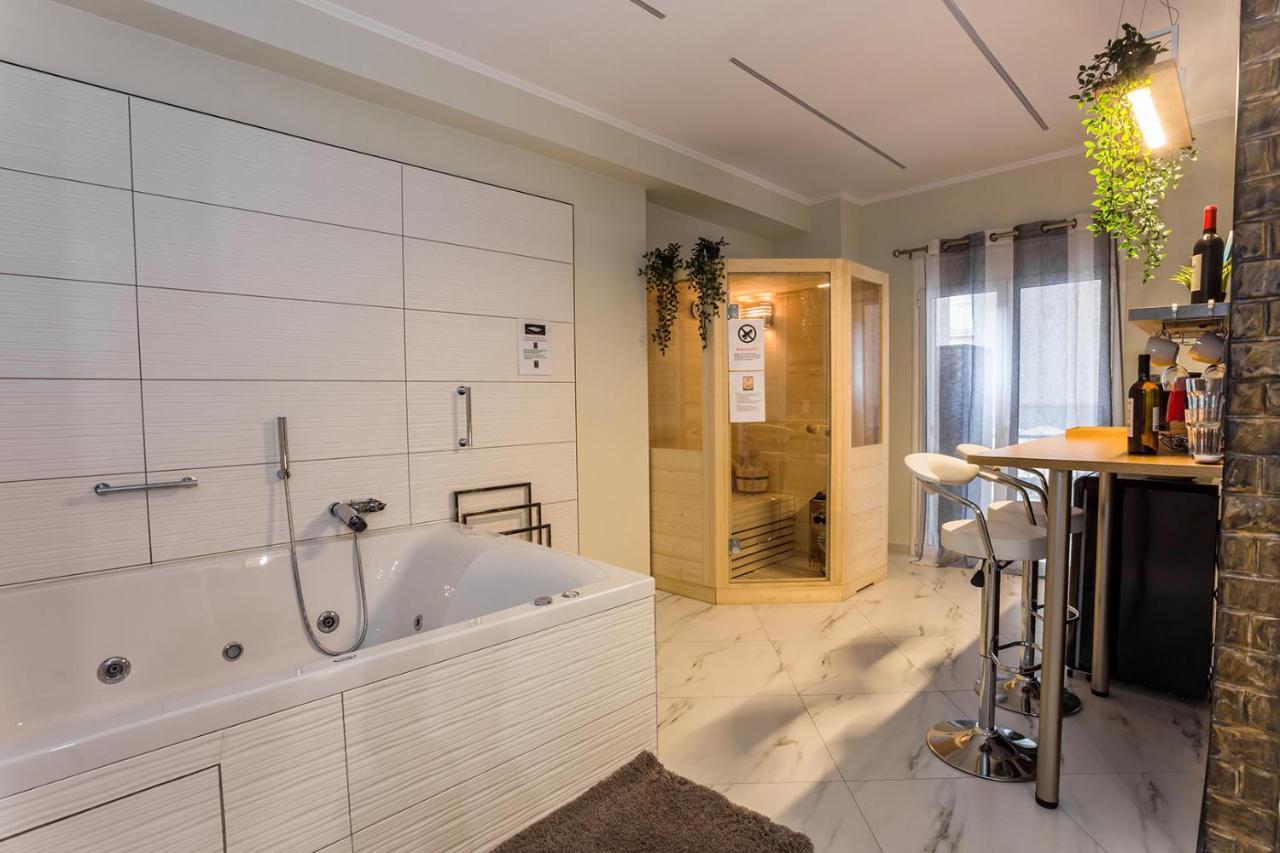 Romantic Deluxe Svite Wise Jacuzzi And Sauna Athènes Extérieur photo